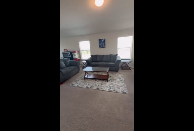 Spacious Bedroom – Alamo Ranch Area Main Photo