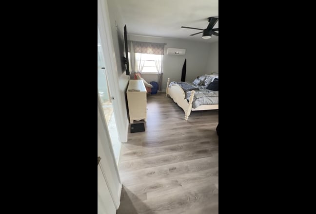 Master room  Main Photo
