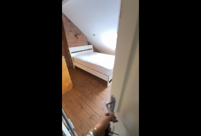 Video 1: 
