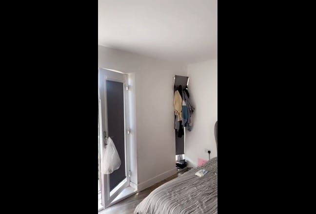 One double room to let in Romford Main Photo
