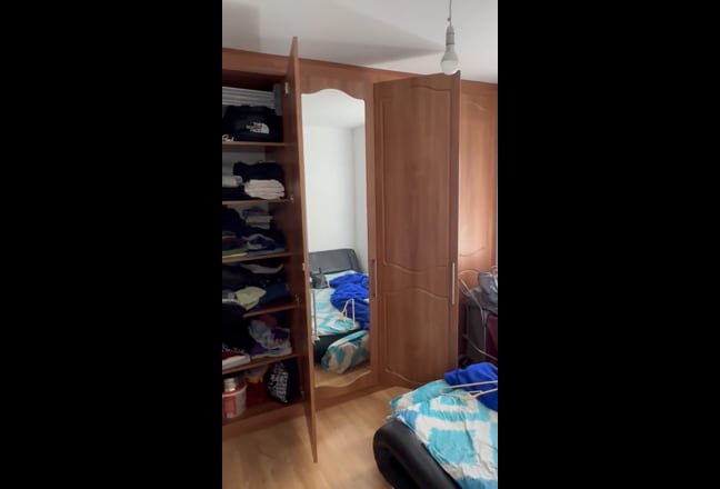 Very Nice location and spacious Double room. Main Photo
