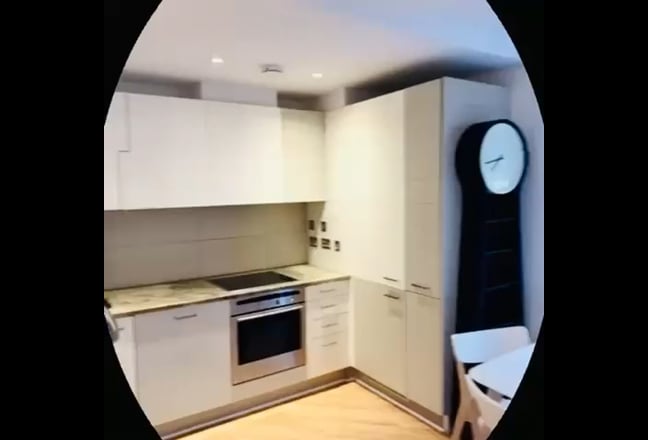 2 bed flat w. newly fitted bathroom,Canary Wharf.  Main Photo