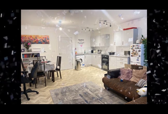 Video 1: En-Suite Bedroom
