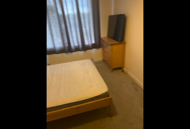 Big double room for rent  Main Photo