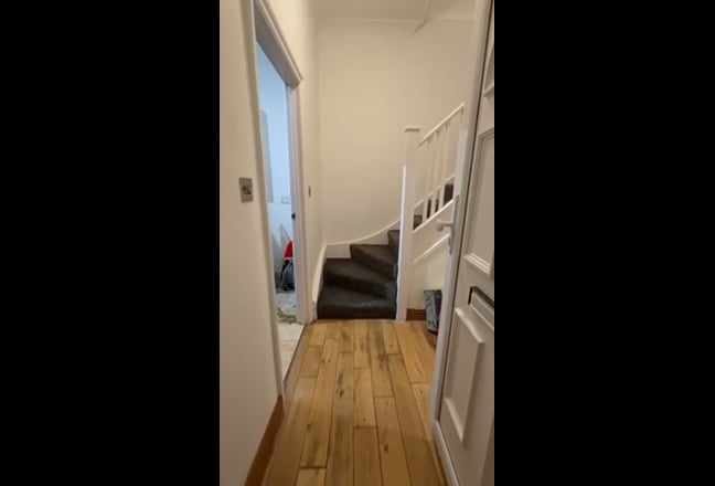 4 bed room house available for sharing Main Photo