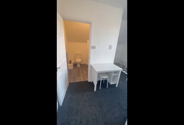 Double en-suite room Main Photo