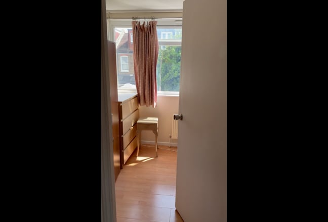 1 single room in Earsfield Main Photo
