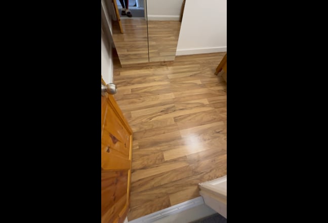 Double Room in a clean and quiet house! Main Photo