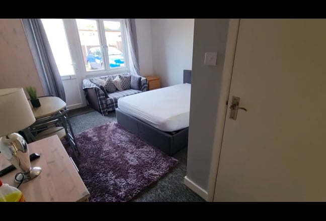 Video 1: 