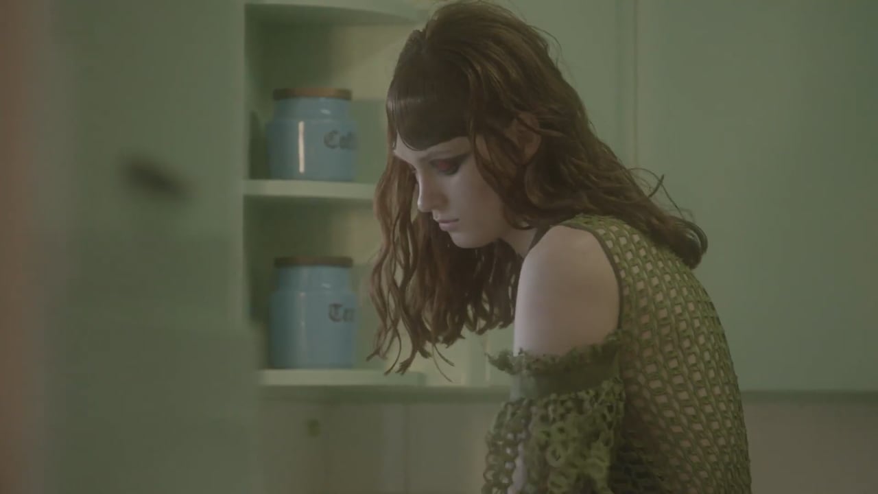 Three Women Arrive. Directed by Marie Schuller