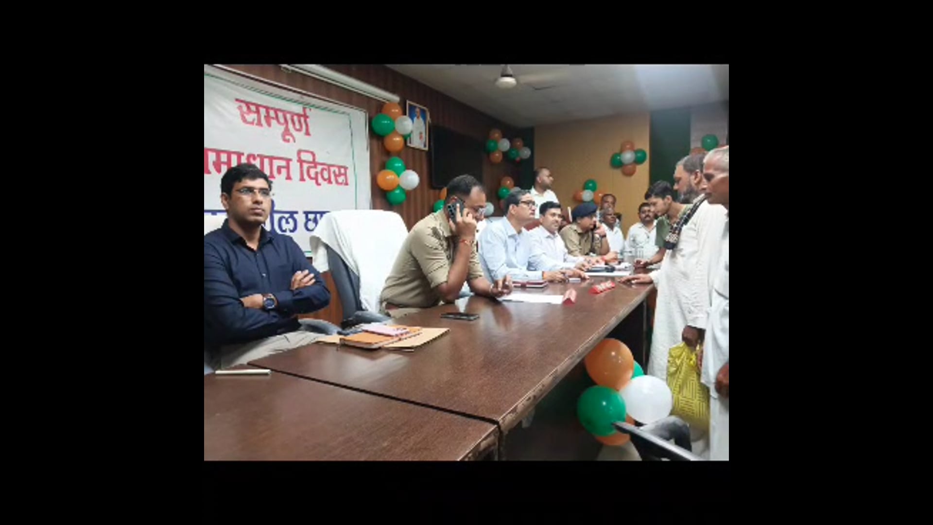 MANT-70 शिकायतें, ज्यादातर जमीन विवाद… शुगर मिल आंदोलन पर DM के जवाब ने बढ़ाया सस्पेंस,,