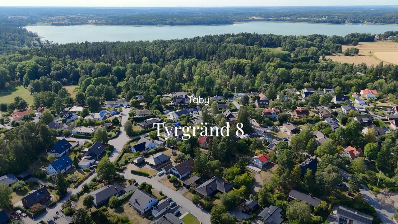 7 rum Villa på Tyrgränd 8 Täby Kyrkby Täby kommun - video