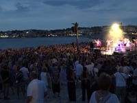 L'Orquestra Maribel es torna a calçar aquest divendres les xancletes
