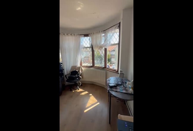 1 Double Room Available for 1 or 2 Person Main Photo