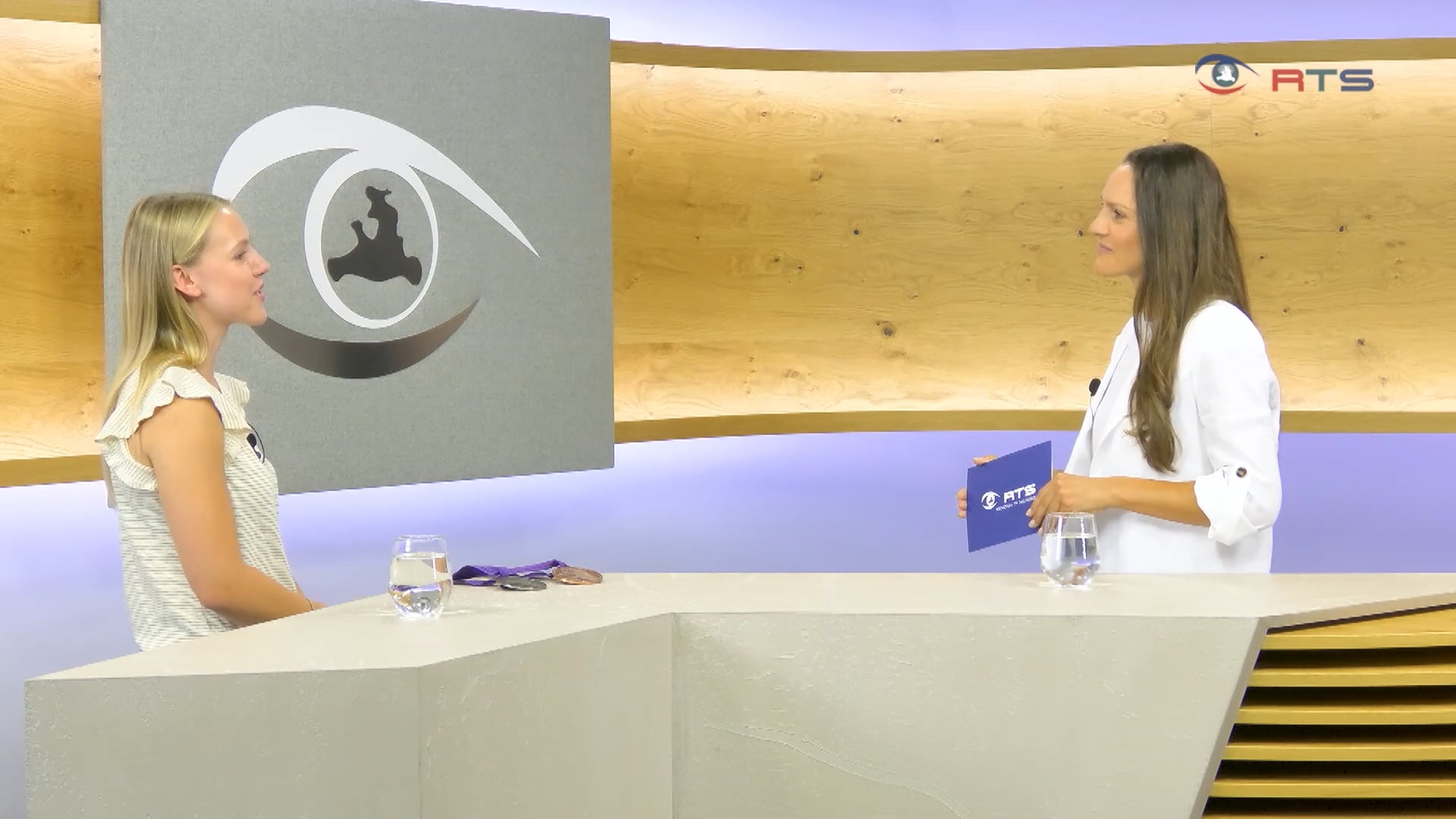 von-wm-bronze-zu-em-silber-junioren-vizeeuropameisterin-im-voltigieren-fanny-seidl-im-talk