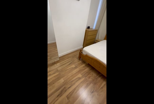 Double Room in a clean and quiet house! Main Photo