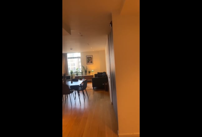 East Village/Stratford/Hackney Room Available Main Photo