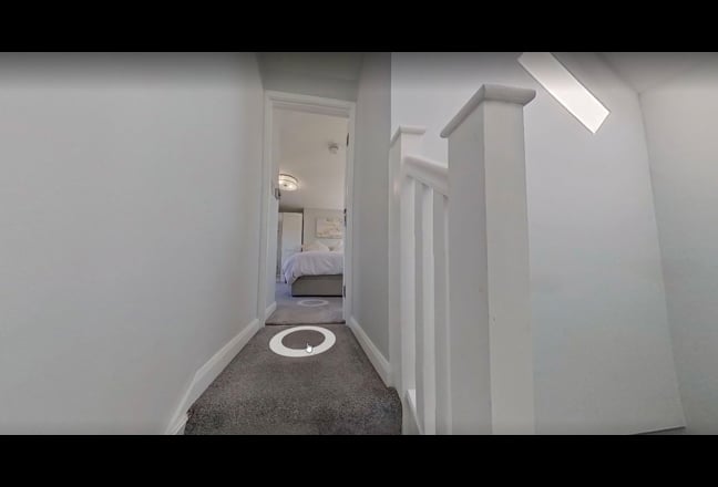 Super large en-suite double bed - Wimbledon Park Main Photo