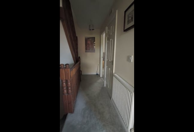 Modern Ensuite Room to rent in Quiet Townhouse Main Photo