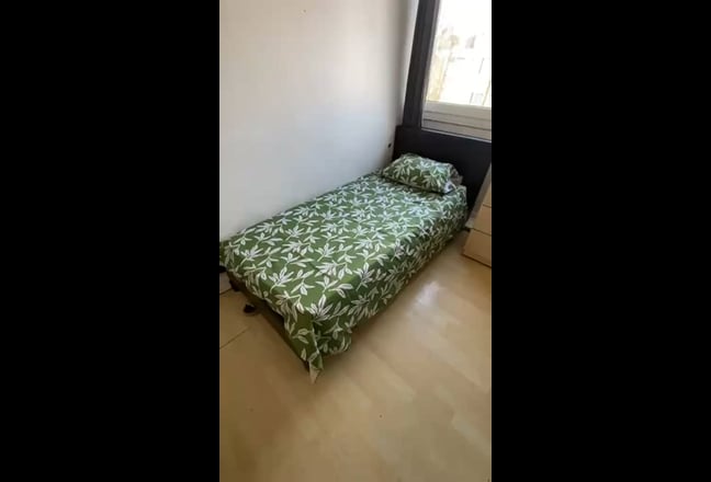 ROOM SHARE available in Roehampton ! Main Photo