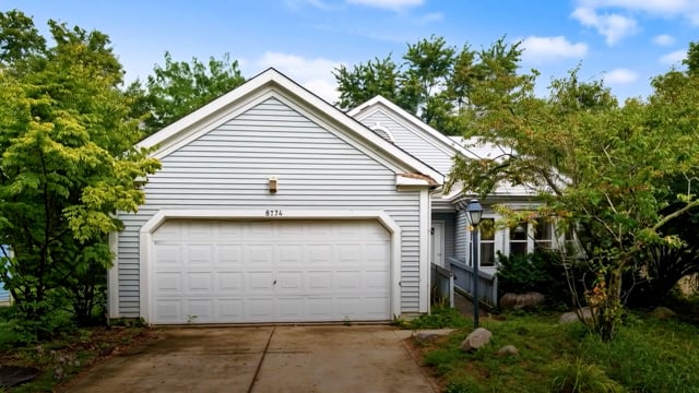 8774 Canoe Dr, Galloway, OH 43119