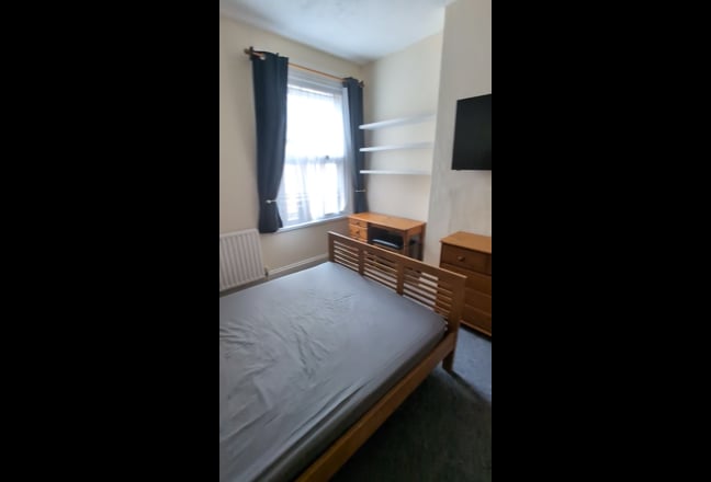  Central Southend double room to suit professional Main Photo