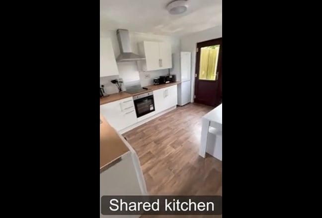 Double room | Bills included | Refurbished Main Photo