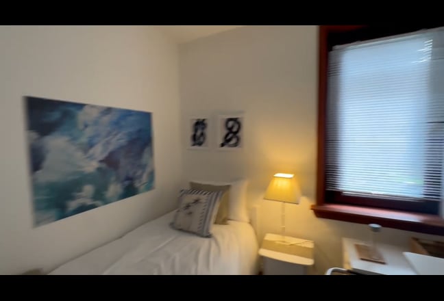 Student only - 3 rooms .7 min walk  Aberdeen Uni Main Photo