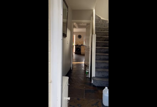 Double En-Suite Bedroom.  Close to Uni! L@@K!! Main Photo