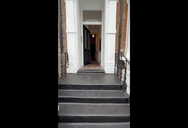 Big Double Studio available In Hammersmith  Main Photo