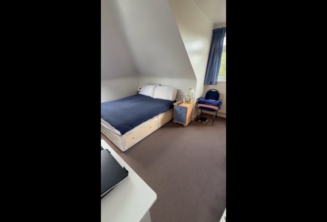 1 Double Bedroom - 2 bed Flat Colindale  Main Photo
