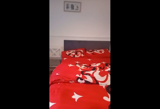 Double room newly furnished  Main Photo