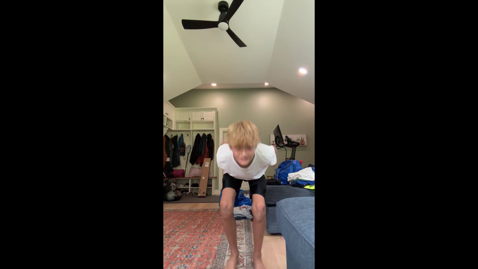 Watch PurpleShift athlete's Vertical Jump: 1 inches
