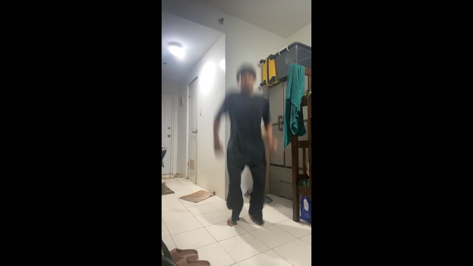 Watch Joshua James's Vertical Jump: 13 inches