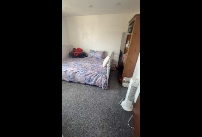 Rooms Available | UB4 8Ds | &pound;450 per Person |  Main Photo