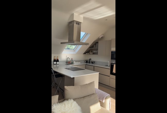 Room in Fulham Penthouse 💛 Main Photo