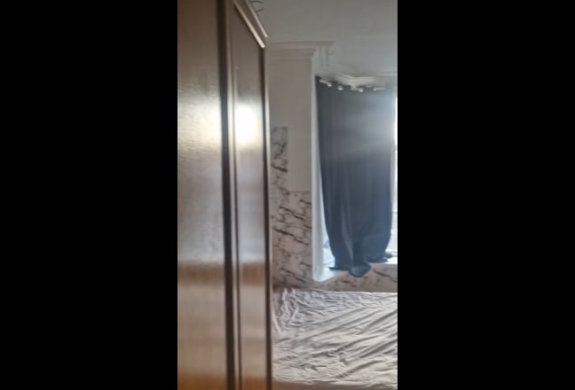 500  pound for double room ensuiteBill's inclusive Main Photo