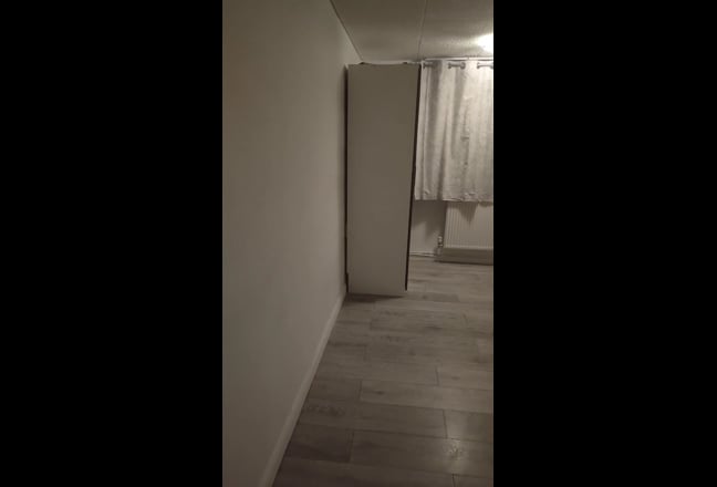Large furnished double bedroom with new double bed Main Photo