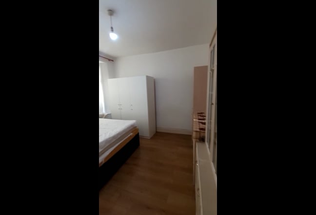 Video 1: 