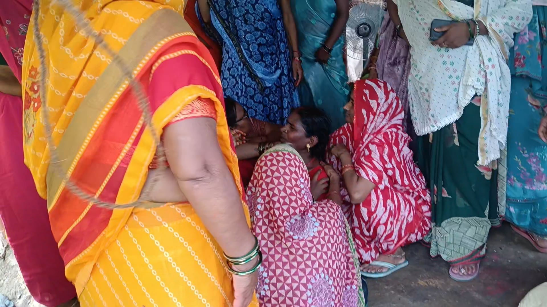 नहर के पानी में डुबने से दो मासूम सगे भाई-बहन की मौत घर पर मचा कोहराम, पुलिस कानूनी कार्यवाही में जुटी 