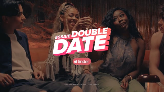 Tinder Double Date 'No Rainy Days'