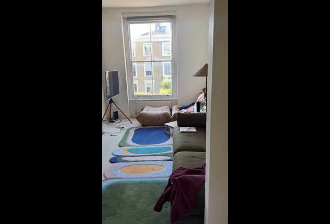 Beautiful Nest in Newington Green Main Photo