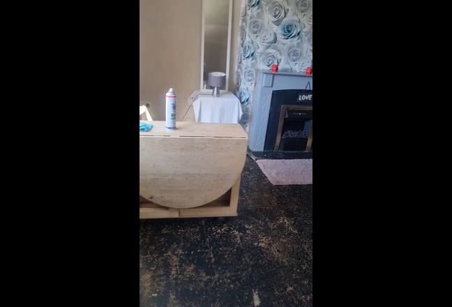 Double room in family home  Main Photo