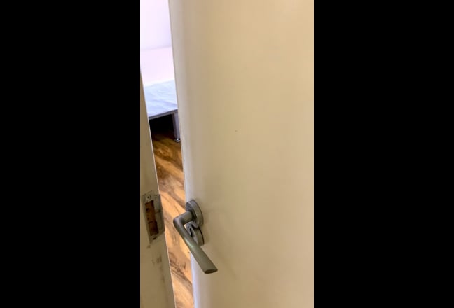 🏡 Double Room Available in  Friendly Household Main Photo