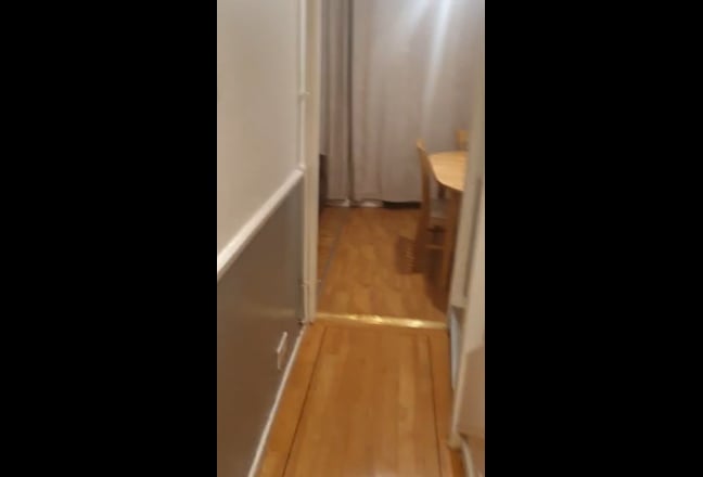 One Double Room Available in a Four Bedroom Flat  Main Photo