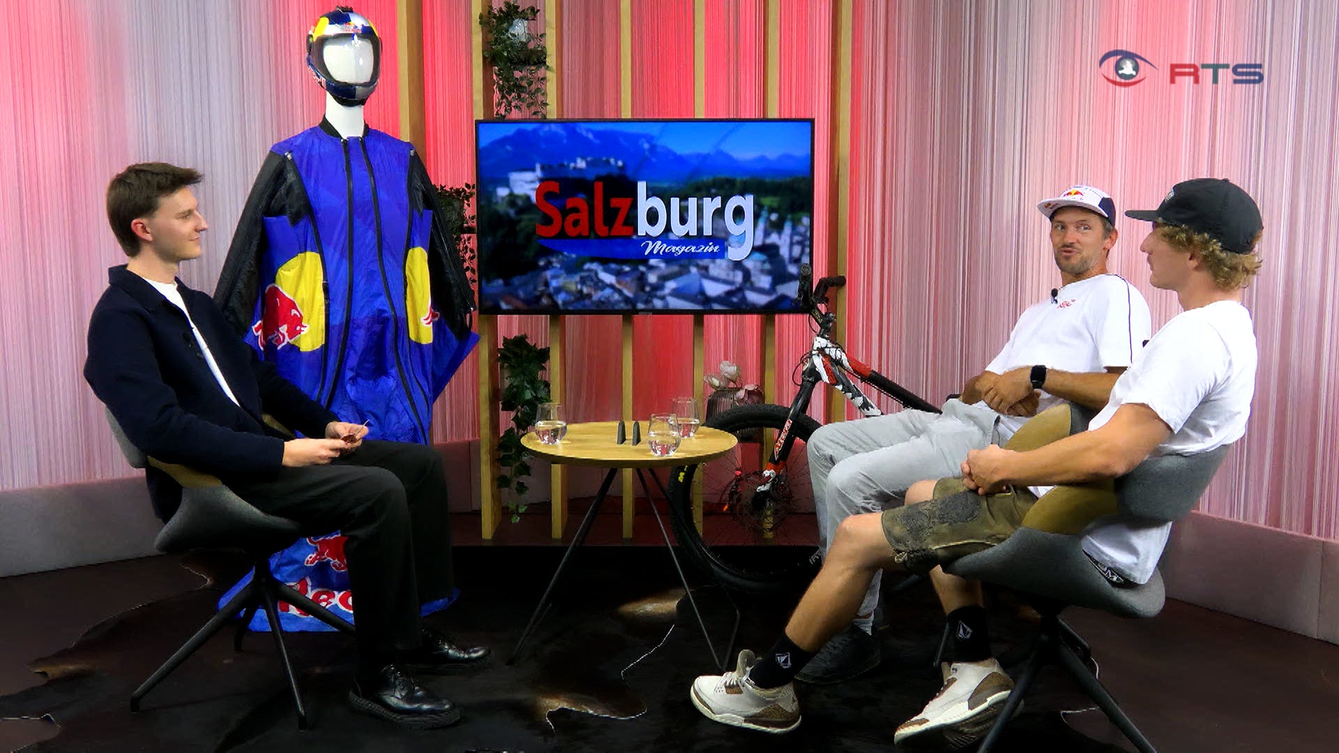bike-trifft-wingsuit-fabian-dankl-peter-salzmann-im-talk