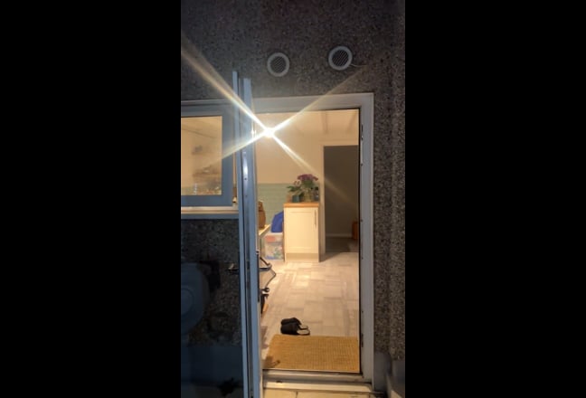Stylish 2 Bedroom Terraced House Main Photo