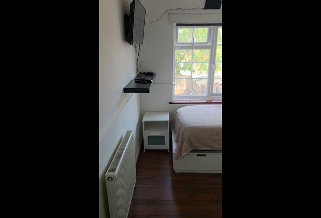 Room to rent single occupant  Main Photo