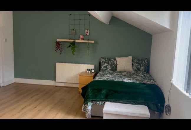 Video 1: room 6