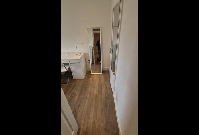New Double Room with Ensuite Available Main Photo